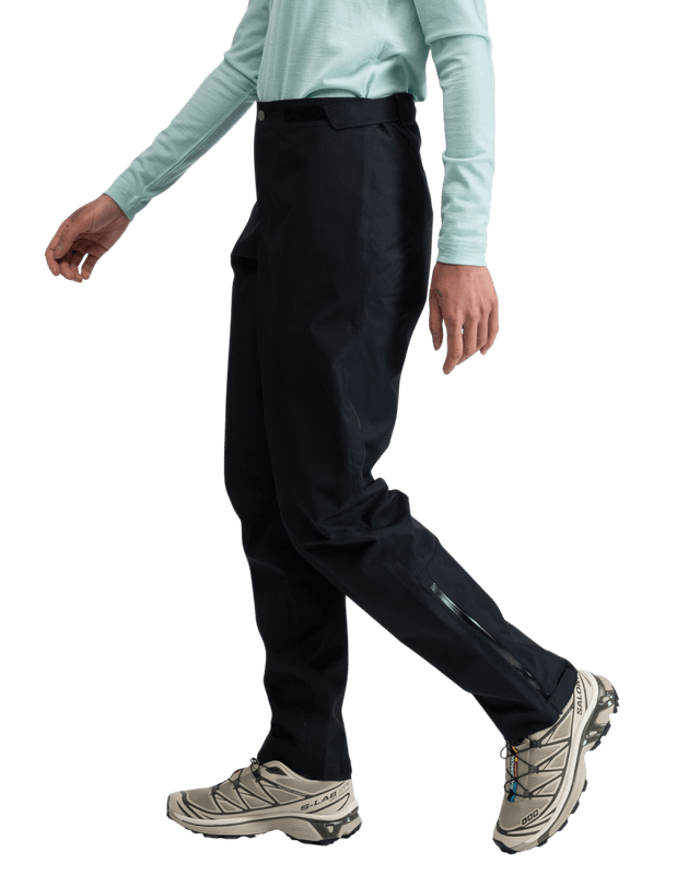Essentials 2.5L Shell Pants Women