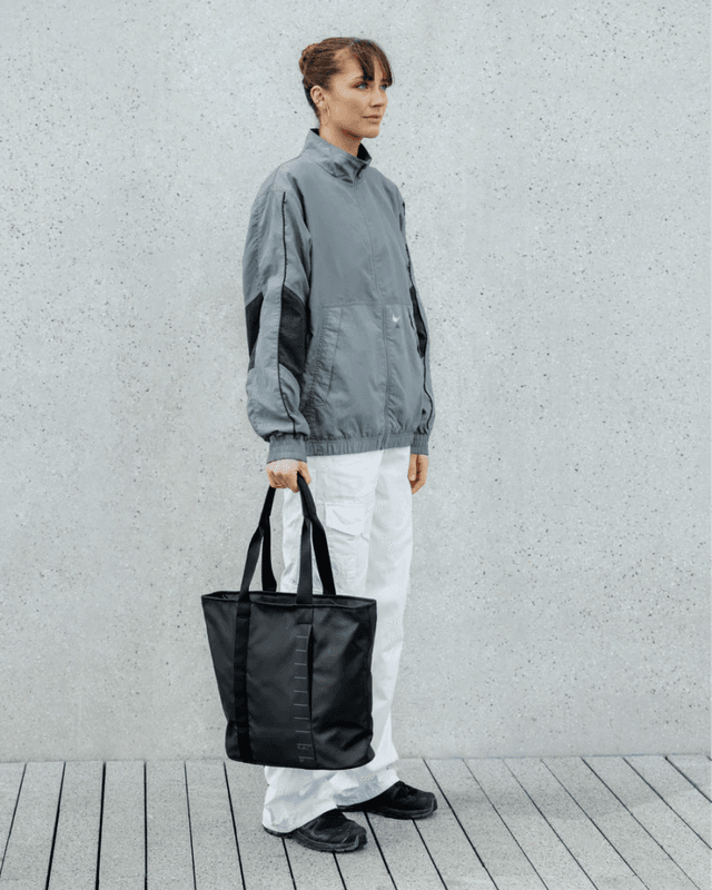 Essential Tote 20L
